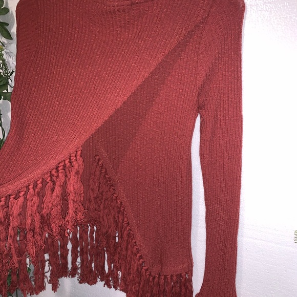 ANTHROPOLOGIE: Eri +Ali open back fringe sweater - Picture 6 of 8